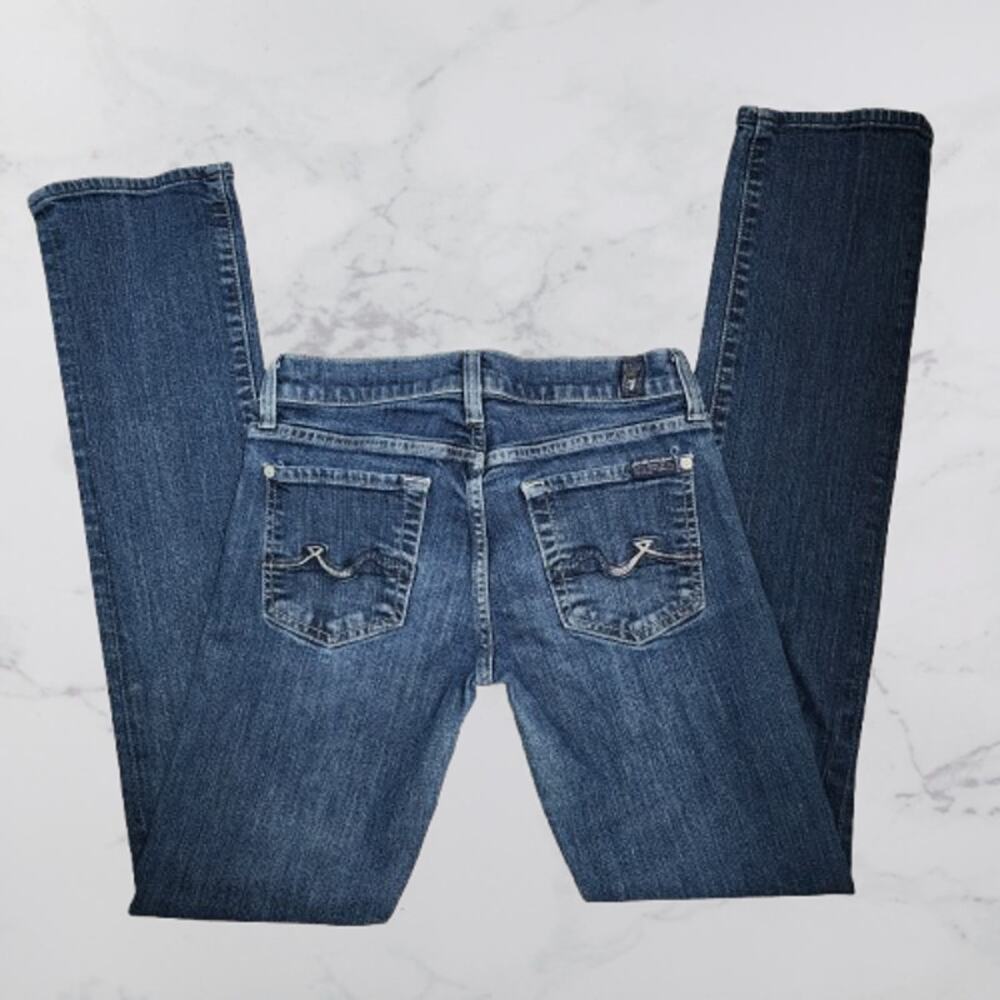 7 For All Mankind Straight Leg Size 26 Inseam 32"